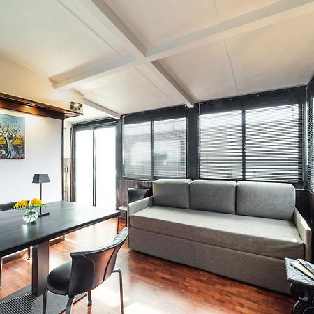 Mikka Studios: Luxury Apartment Bari Buitenkant foto
